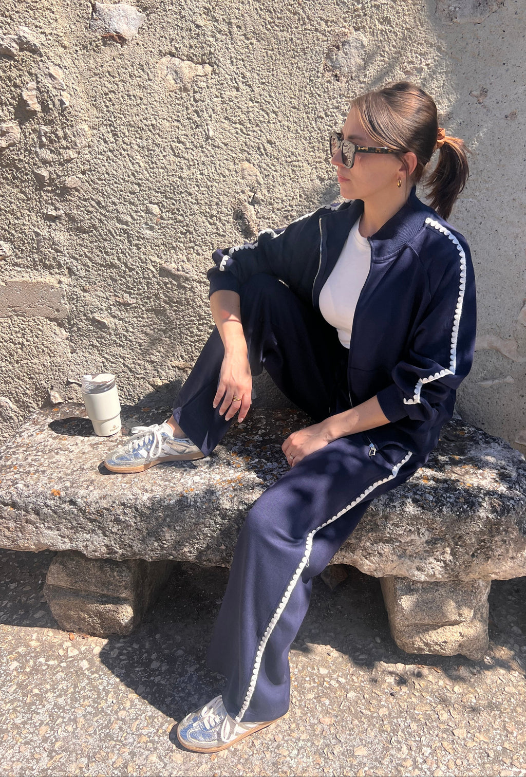 ENSEMBLE JOGGING ELLA – BLEU MARINE
