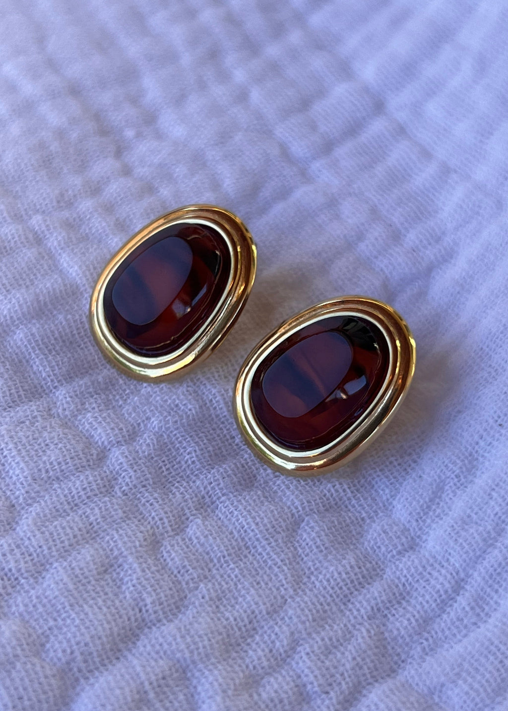 BOUCLES D'OREILLES - MARRON ET DORÉ