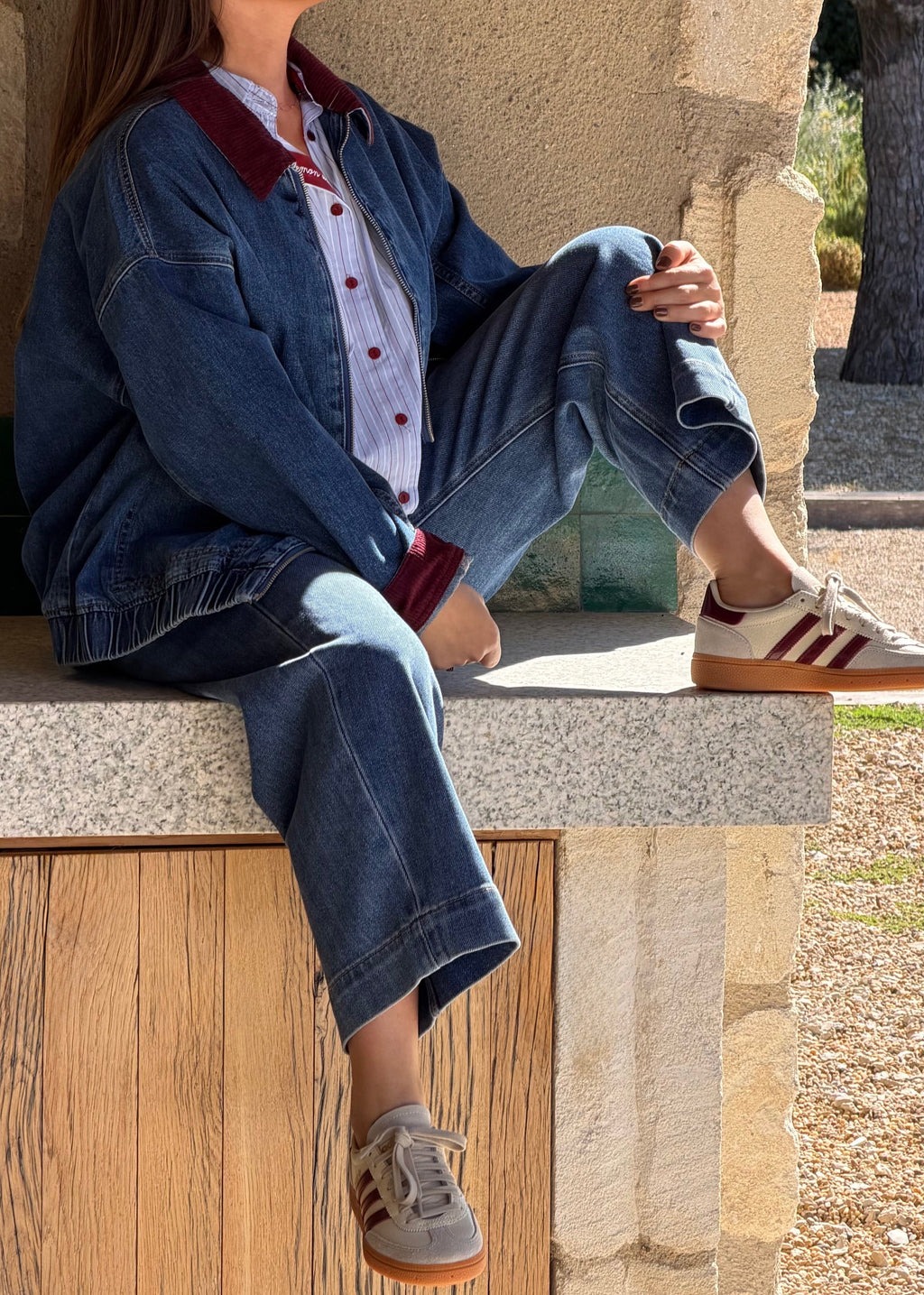 VESTE EN JEANS - BLEU & BORDEAUX